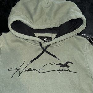 XS men's Hollister hoodie